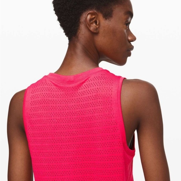 Lululemon Breeze By Muscle Tank II Squad in 
Heartthrob Size 6 - Picture 5 of 11